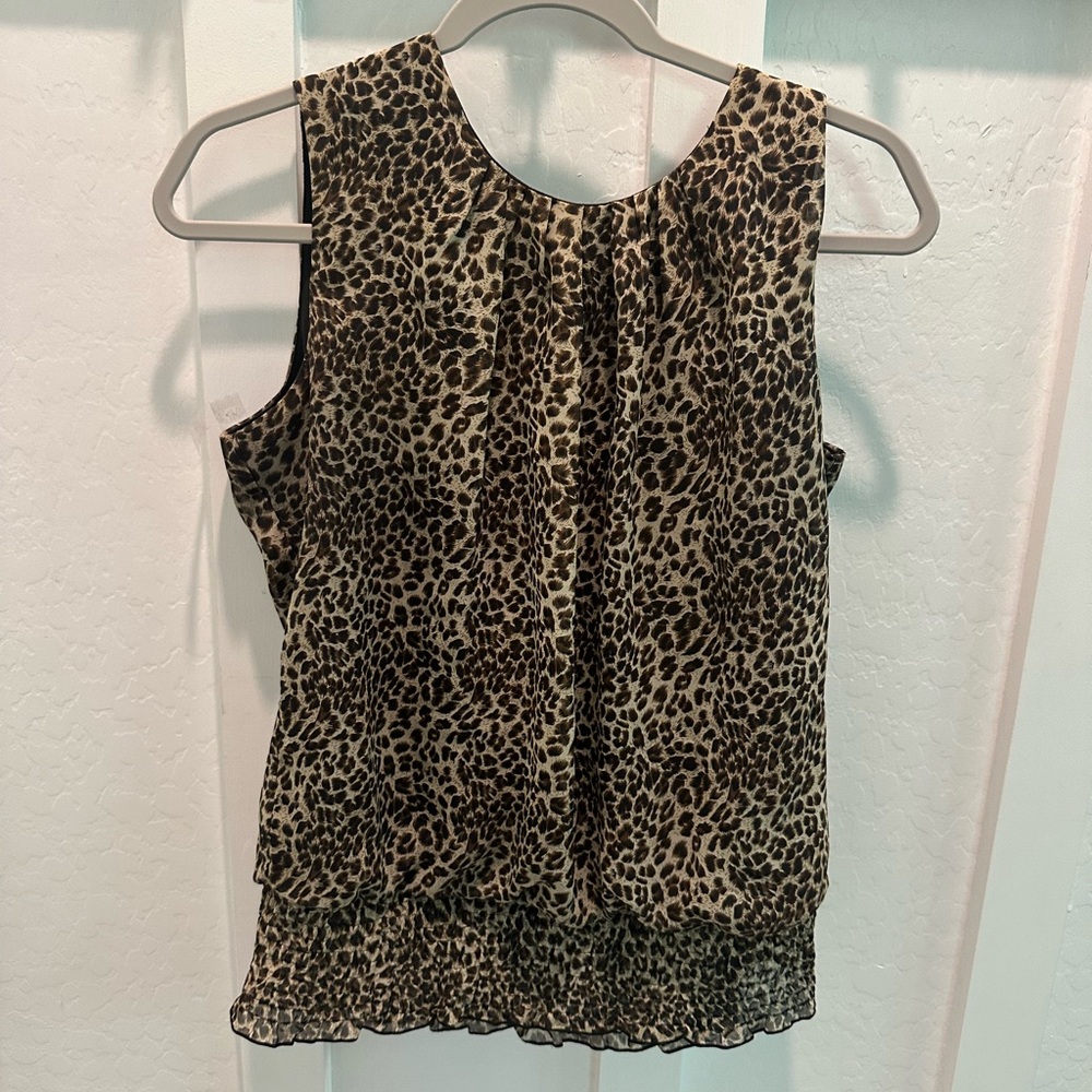 Sara‎ Michelle Animal Print Sleeveless Blouse